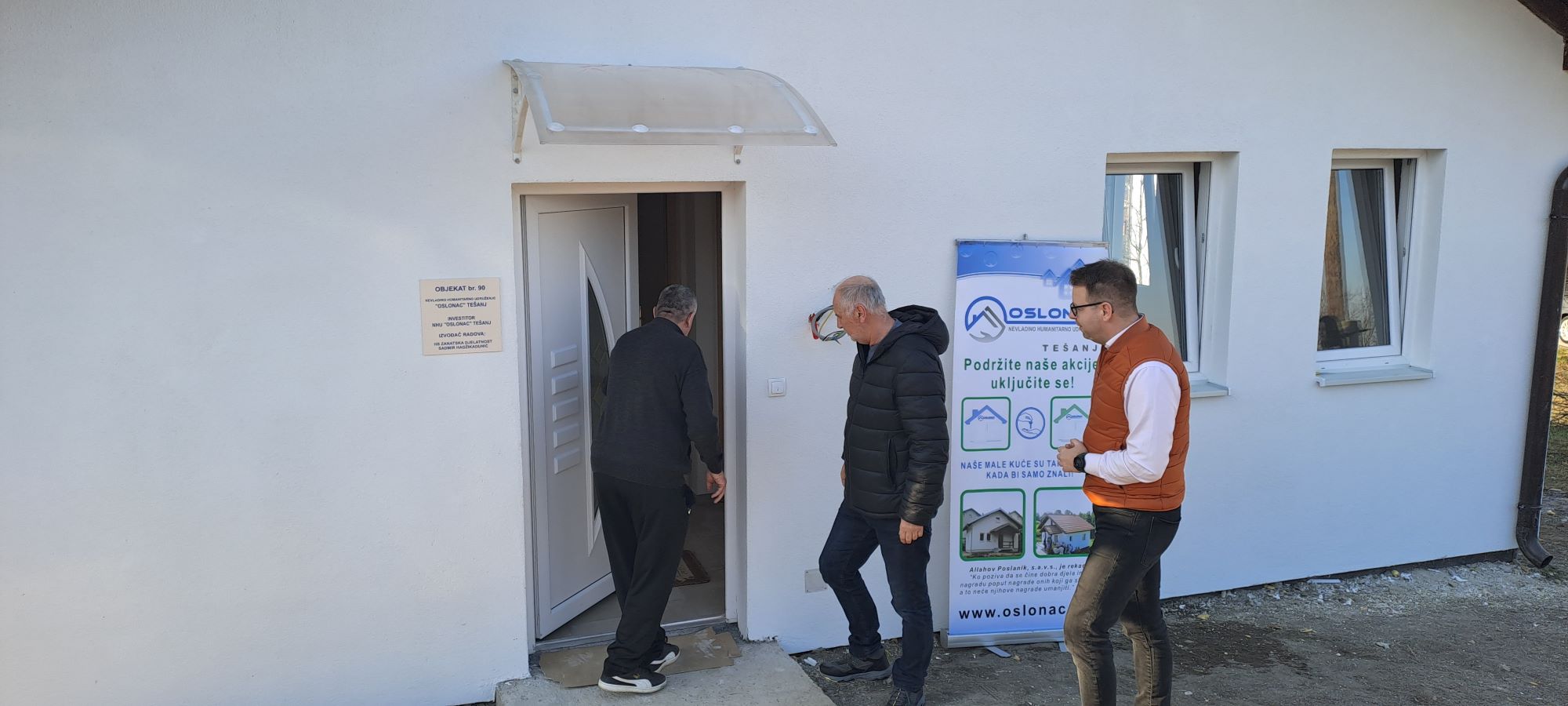 Galerija projekta Primopredaja 90. objekta
